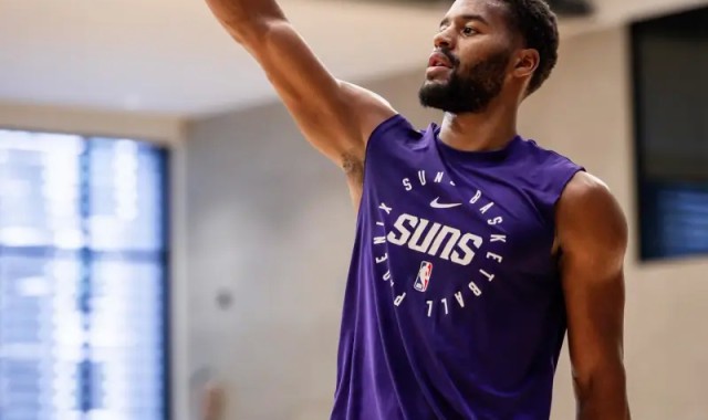 开云-来到凤凰城！太阳官方贾里德-巴特勒休赛期训练动态