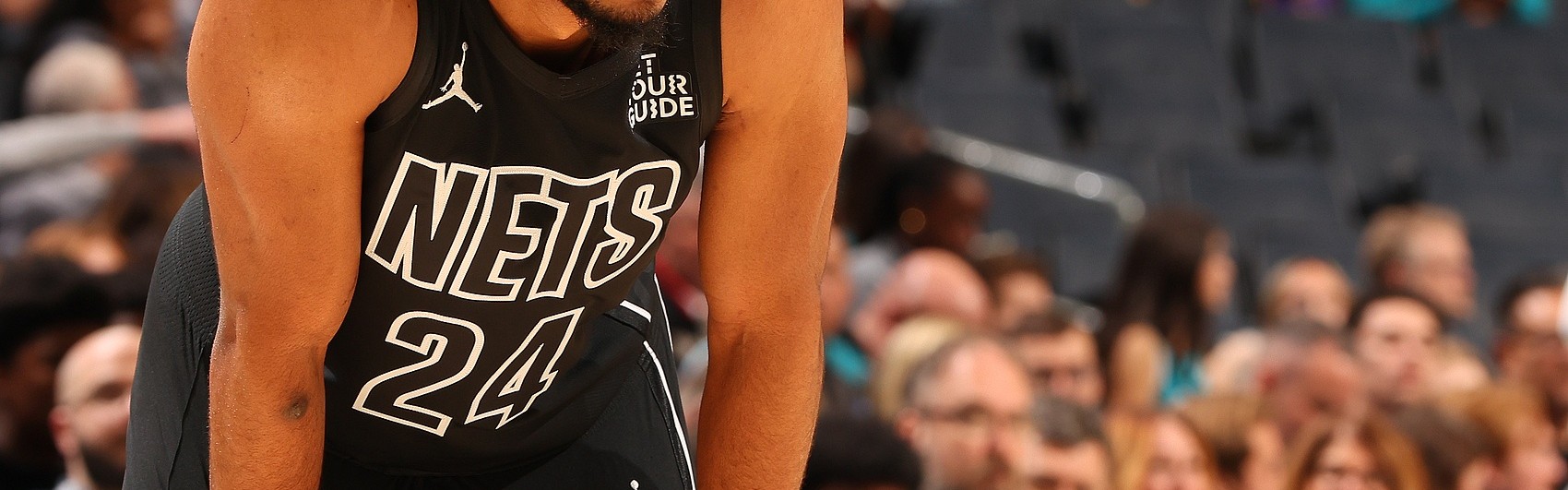 开云-托马斯接受600万年薪资质报价瞄准明年自由市场，库明加是否应效仿此策略？