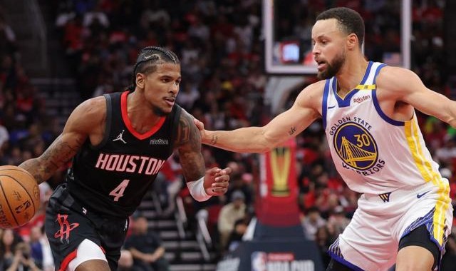 开云下载-治愈1756天心魔！火箭三少翻越勇士，库里需背锅